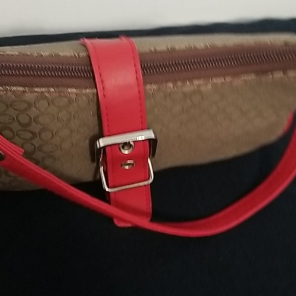 GUESS SHOULDER BAG - Picture 4 of 8